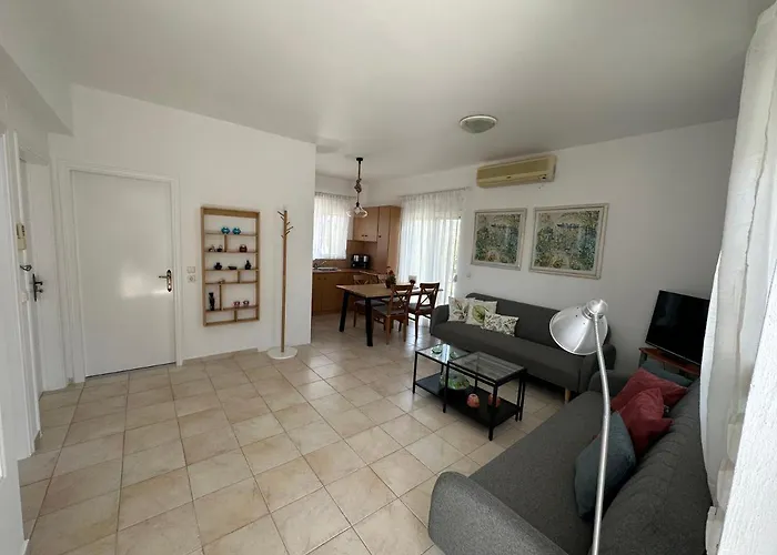 Secret Edem * Kolymbia